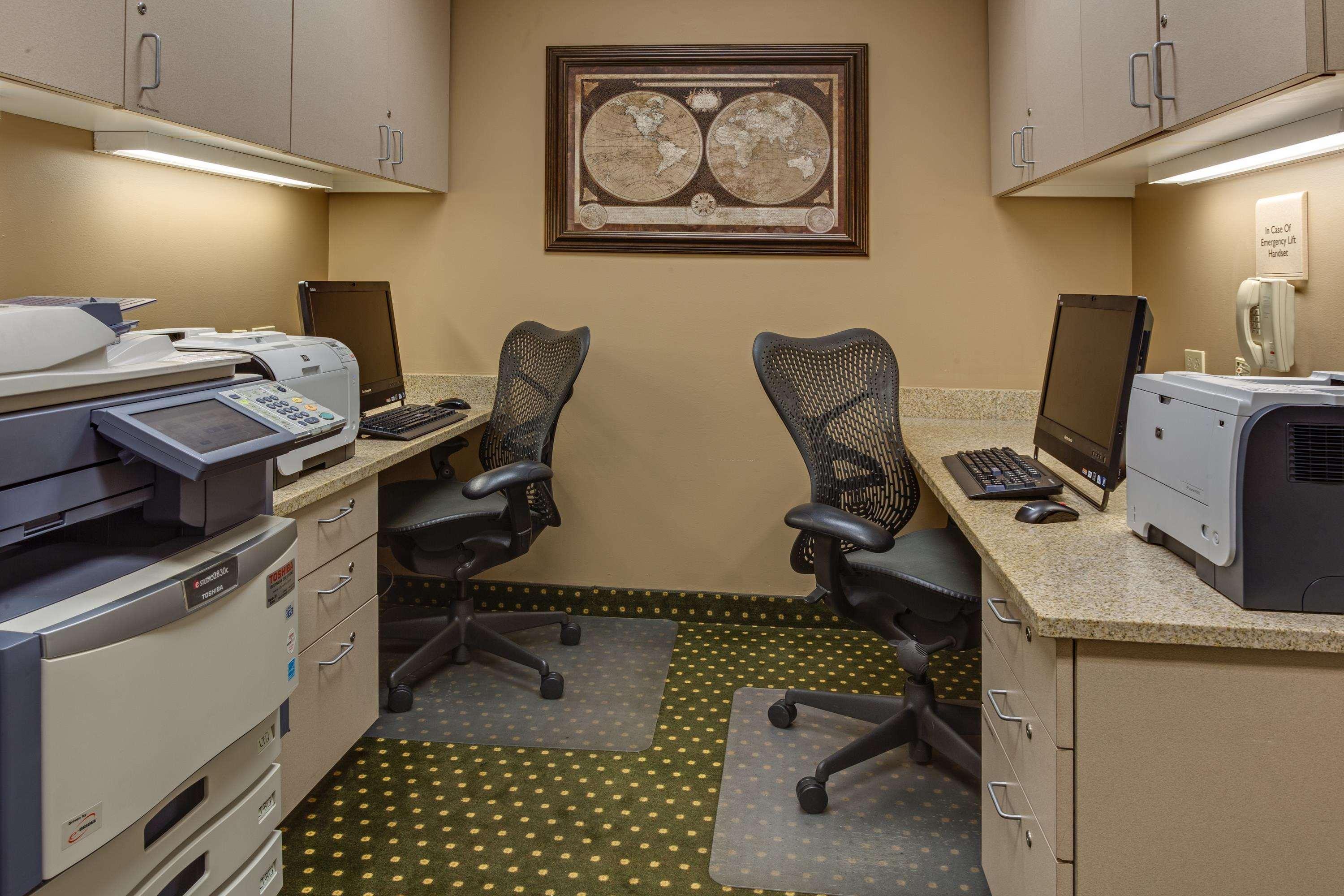 Hilton Garden Inn Cleveland Airport Fairview Park Ngoại thất bức ảnh
