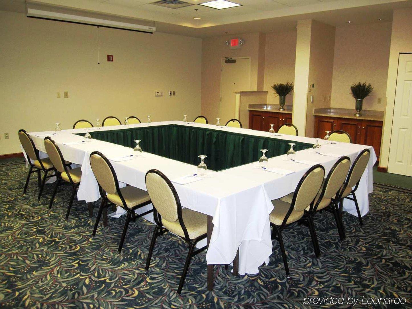 Hilton Garden Inn Cleveland Airport Fairview Park Tiện nghi bức ảnh